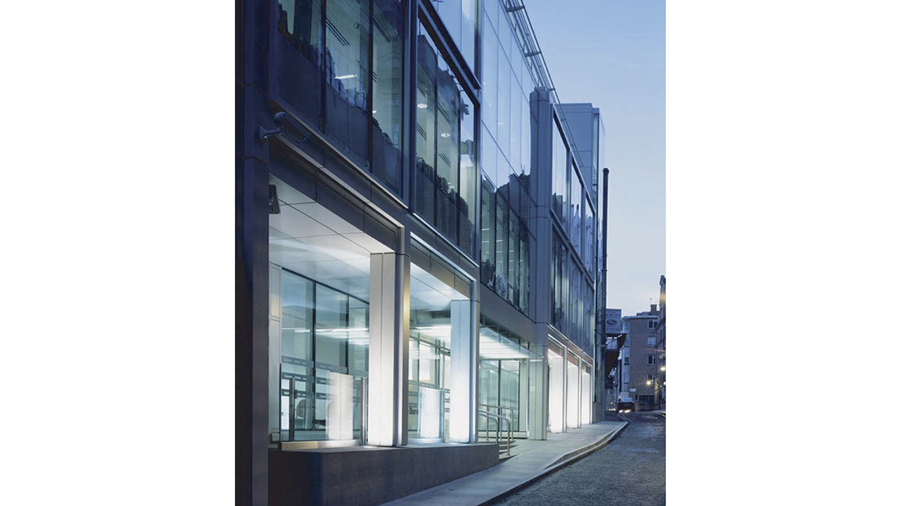 Contemporary_Office_Clerkenwell_Exterior_Evening